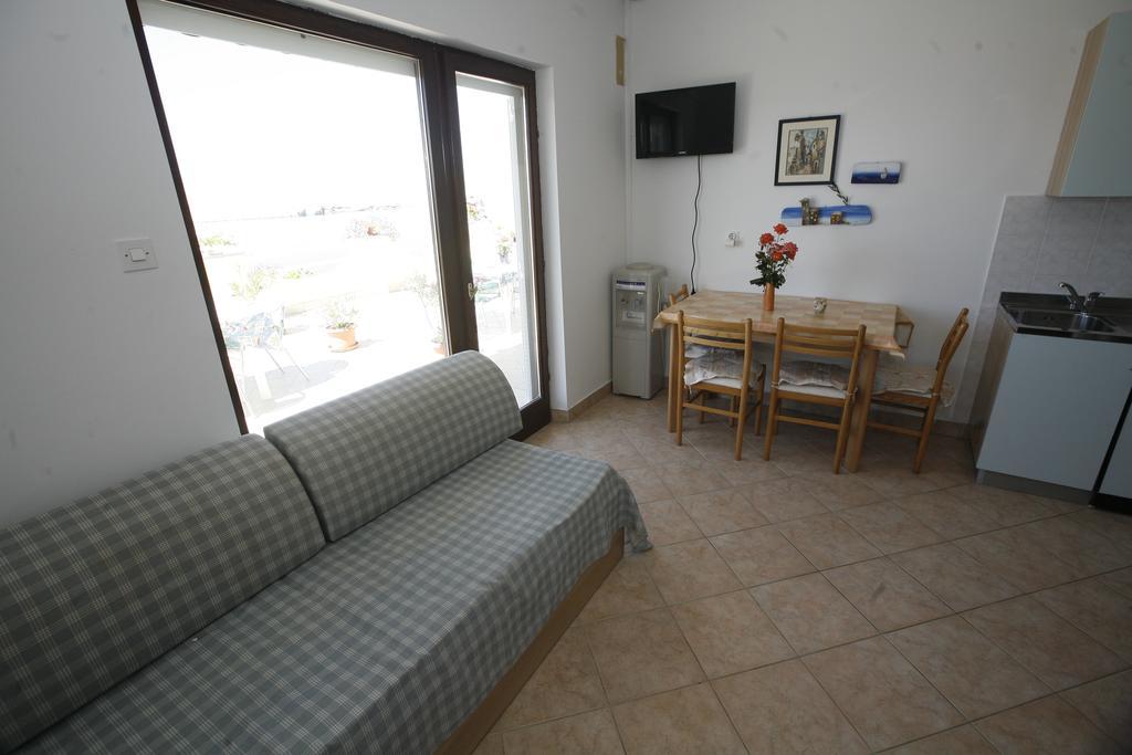 Apartments Roza Miškovići Exteriör bild