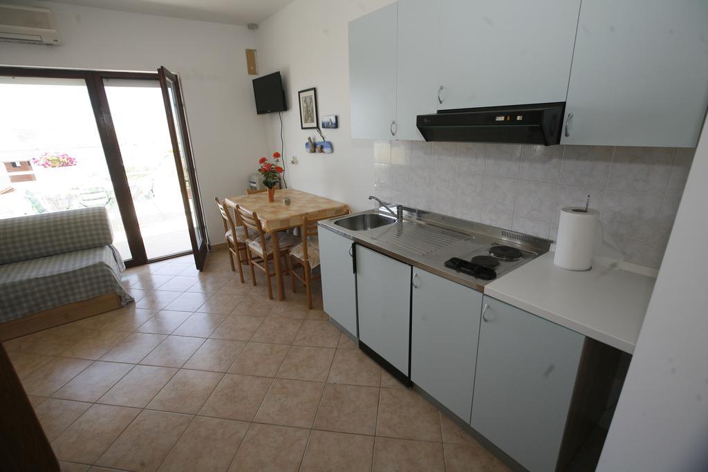 Apartments Roza Miškovići Exteriör bild